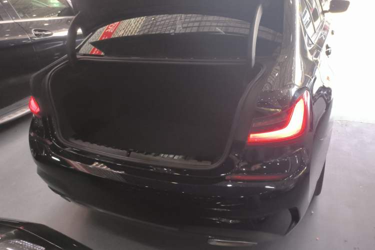 Used BMW 3 Series 2022 325Li M Sport Package