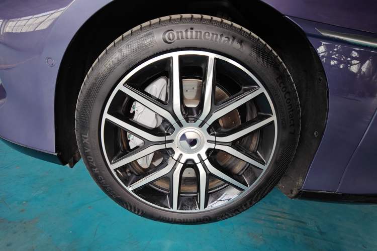 Used Denza Z9 2024 1100 km Four-Wheel Drive Max Version