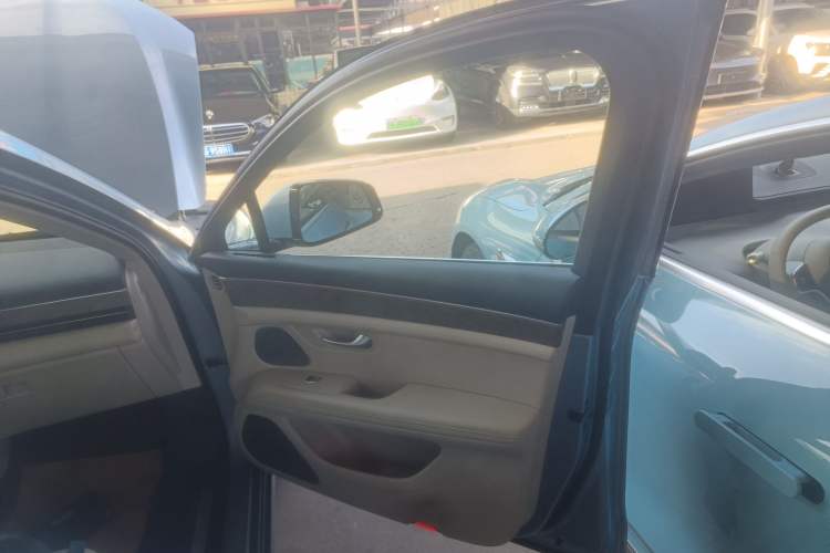 Used Hima AITO M5 2022 Extended-Range Four-Wheel Drive Flagship Edition
