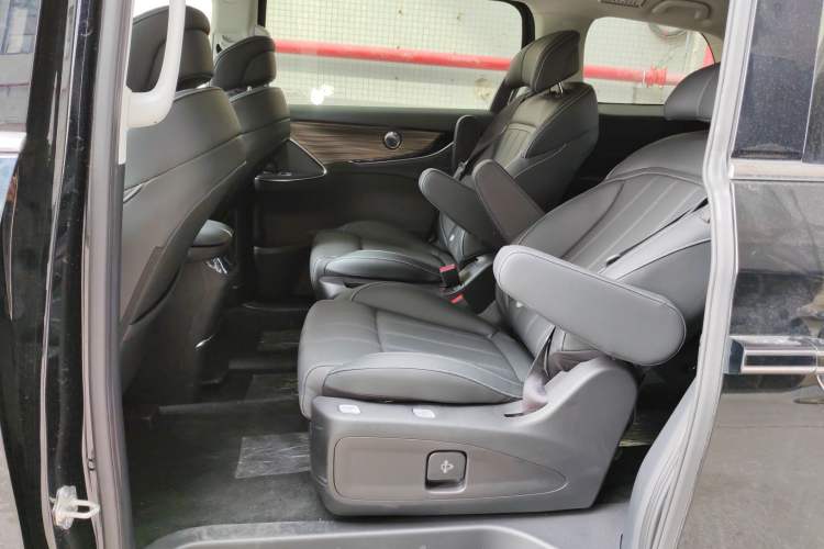 Used FORTHING Xinghai V9 
