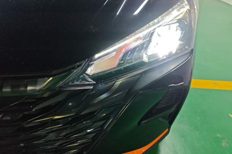 Used Dongfeng Aeolus Yixuan 2023 Mach Edition 1.5L Automatic Chasing Shadow Version