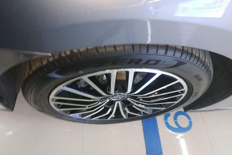 Used BYD Han 2024 DM-i Glory Edition 121KM Prestige Model