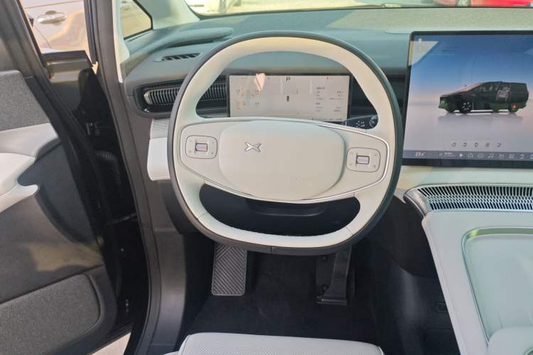 Used XPeng X9 2024 702 Ultra-Long Range Max