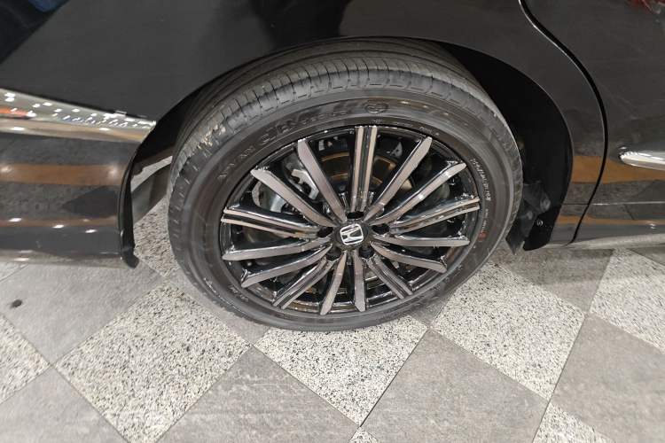 Used Honda Elysion 2024 2.0L eHEV Luxury Edition
