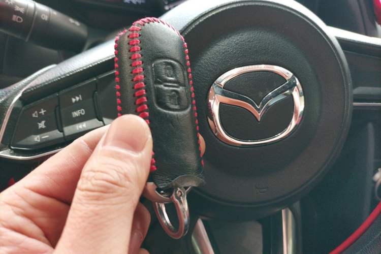 Used Mazda CX-4 2020 2.0L Automatic Two-Wheel Drive Blue Sky Dynamic Edition
