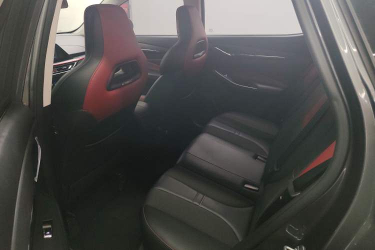 Used Oshan X5 2021 Revised Version 1.5T DCT Luxury Edition
