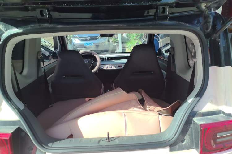 Used Wuling Hongguang MINIEV 2021 Macaron Fashion Model Lithium Iron Phosphate
