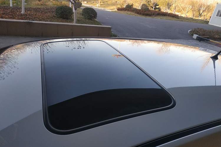 Used Kia K2 2012 Hatchback 1.4L Automatic Cool Edition
