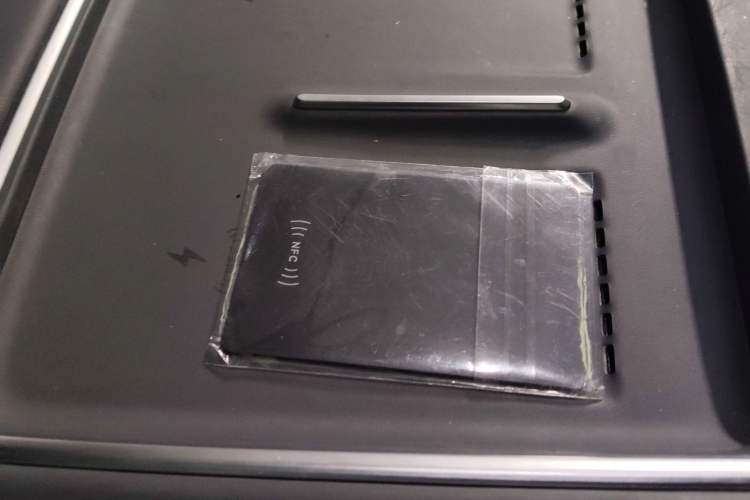 TDK.VehicleDetails.img