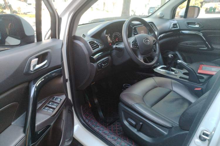 Used GAC Trumpchi GS4 2017 235T Manual Two-Wheel Drive Luxury Edition
