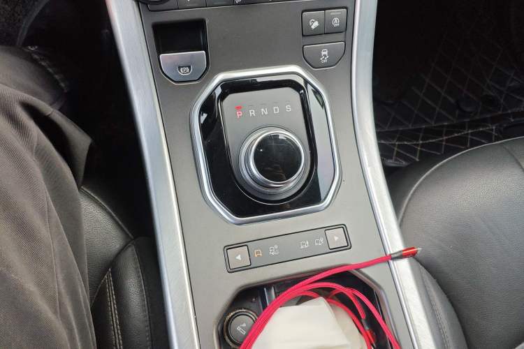 Used Land Rover Range Rover Evoque 2018 240 PS SE Smart Brilliance Edition