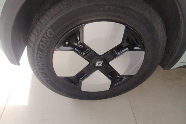 Used Baojun KiWi EV 2023 DJI Edition Lithium Iron Phosphate