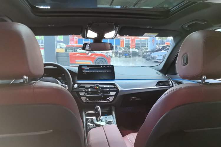 Used BMW 5 Series New Energy 2022 535Le M Sport Package
