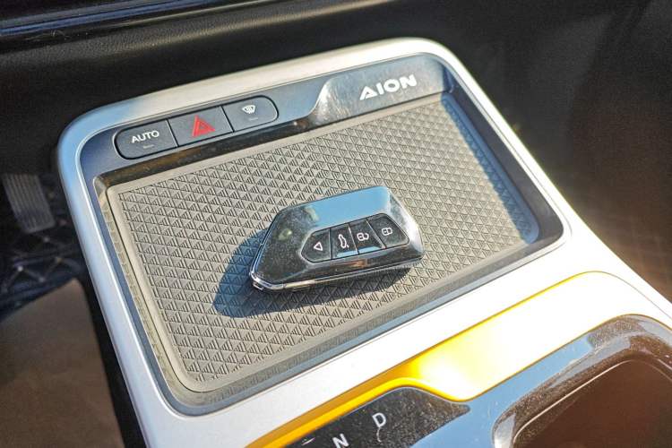 Used AION Y 2022 70 Tech Edition Lithium Iron Phosphate
