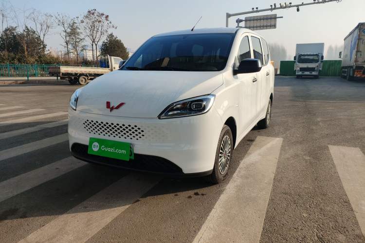 Used Wuling Hongguang New Energy 2025 Extended-Range Hybrid 50 km Standard Version