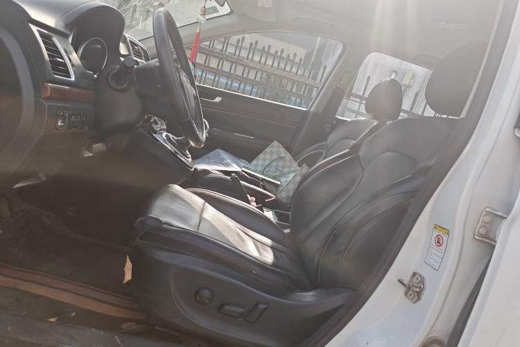 Used Haval H6 2014 Sport Version 1.5T Manual Two-Wheel Drive Elite Edition
