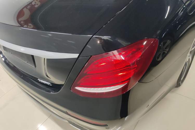 Used Mercedes-Benz E-Class 2019 Restyled E 300 L Sporty and Stylish Edition
