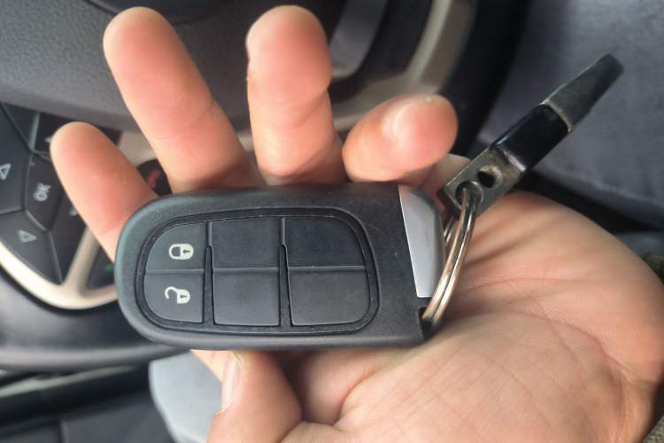 Used  Cherokee 2017 2.0L Superior Edition