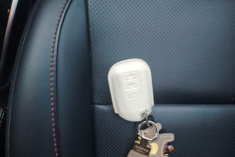 TDK.VehicleDetails.img