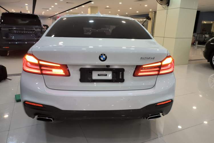 Used BMW 5 Series 2019 530i M Sport Package
