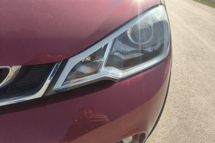 Used Geely Auto Vision X1 2017 1.3L Automatic Player Edition
