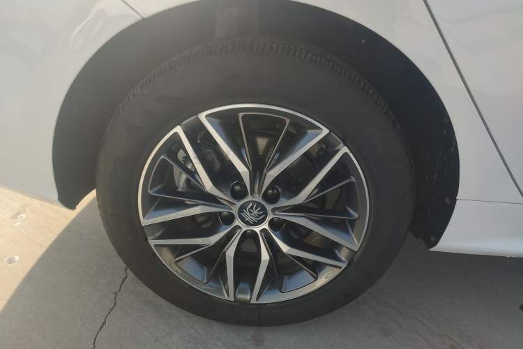 Used BYD Qin PLUS 2021 DM-i 55KM Flagship Model
