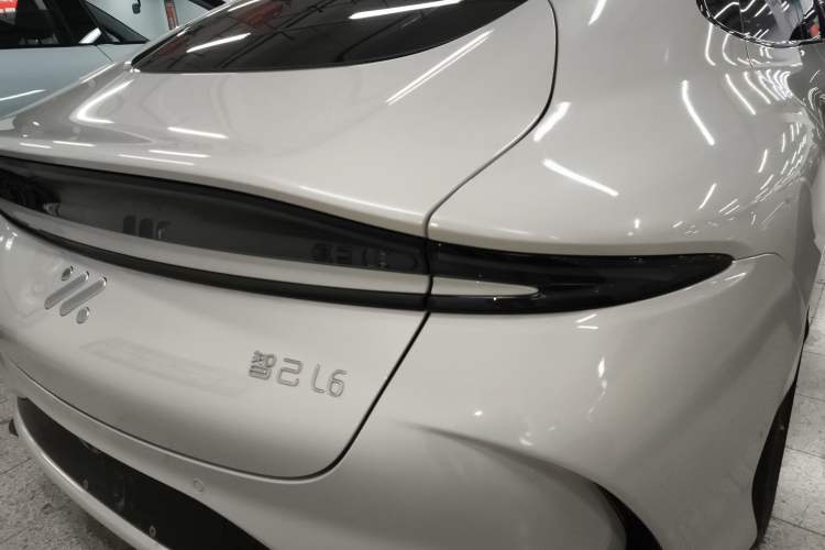 Used  L6 2024 Max Enhanced Performance Edition
