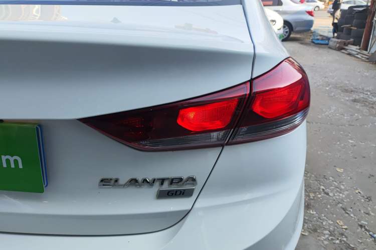 Used Hyundai Elantra 2016 1.6L Automatic ZhiXuan – Elite Version