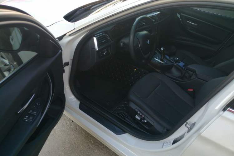 Used BMW 3 Series 2017 318Li Fashion Model