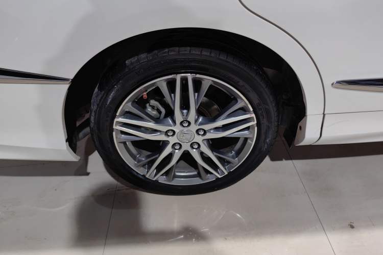 Used Honda Elysion 2019 2.0L Hybrid Luxury Edition
