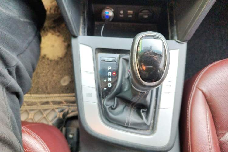 Used Hyundai Elantra 2016 1.6L Automatic ZhiXuan · Luxury Version
