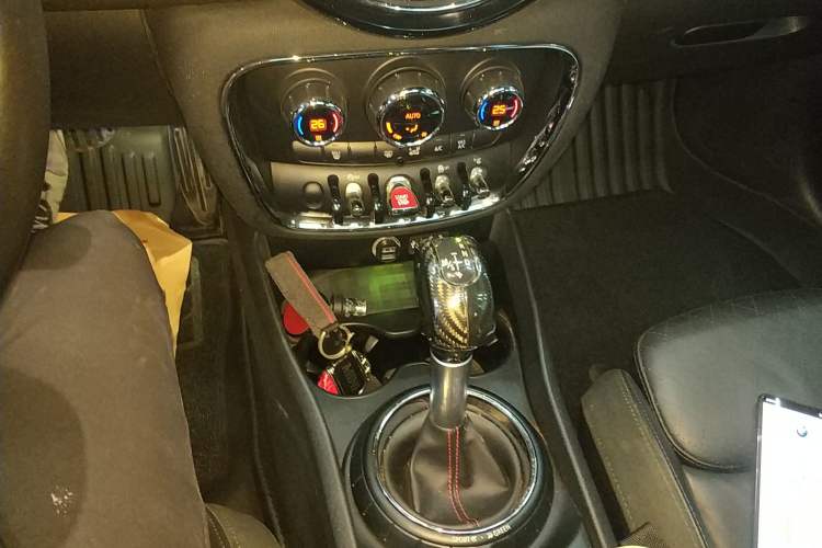 Used  Clubman 2016 Revised Version 2.0T COOPER S Geek Edition
