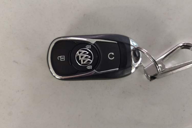 Used Buick Velite 6 2023 430km Range Commuter Version
