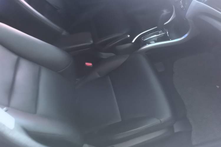 Used Honda Crider 2015 1.8L automatic comfort version