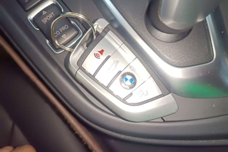 Used BMW 3 Series 2017 318Li Fashion Model
