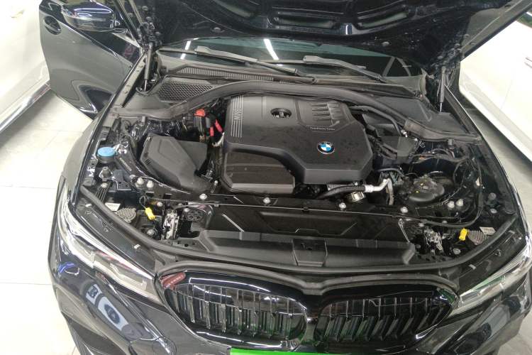 Used BMW 3 Series 2021 Restyled 325Li M Sport Package
