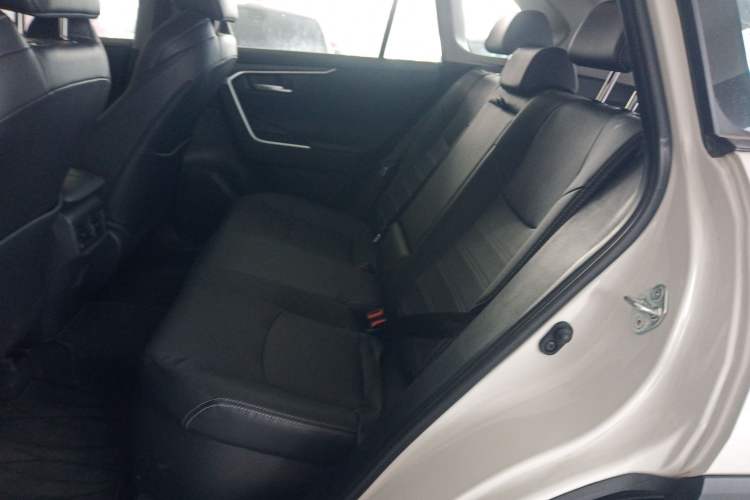 Used Toyota Wildlander 2023 Dual-Motor 2.5L E-CVT Four-Wheel Drive Prestige Edition