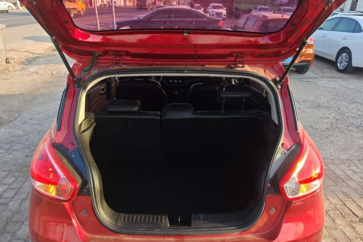 Used Baojun 310 2016 1.2L Manual Luxury Model
