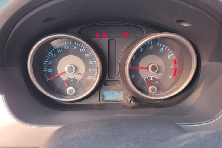 Used Buick Excelle 2013 1.5L Automatic Classic Model
