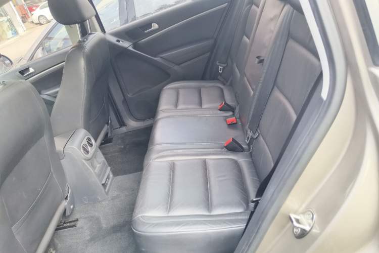 Used Volkswagen Tiguan 2015 1.8TSI Automatic Two-Wheel Drive Luxury Model