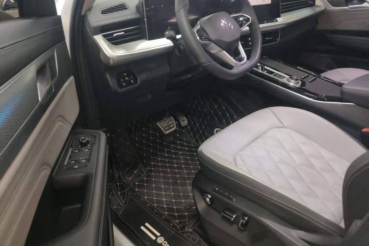 Used Volkswagen Talagon 2023 380TSI Four-Wheel Drive R-Line Cruise Edition
