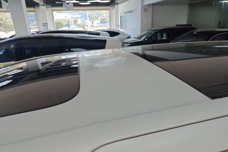 Used Zeekr 009 2024 Six-Seat Executive Version 4WD 108 kWh