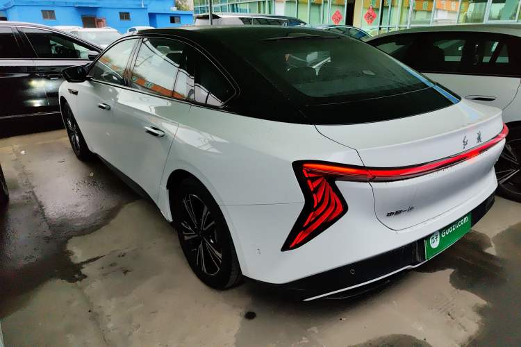 Used Hongqi EH7 2024 690 Pro
