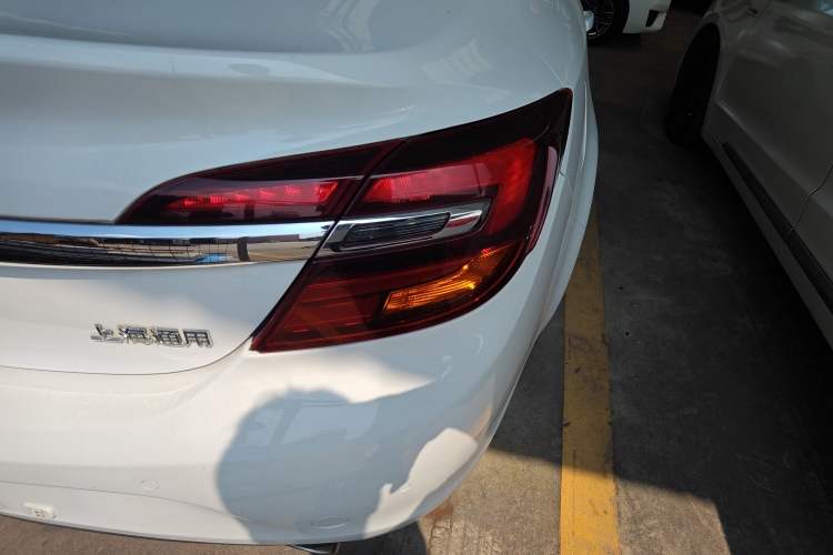 Used Buick Regal 2014 1.6T Fashionable Tech Edition
