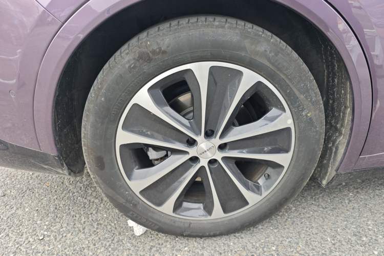 Used Hima Luxeed R7 2025 Range-Extended Version 251 km Max