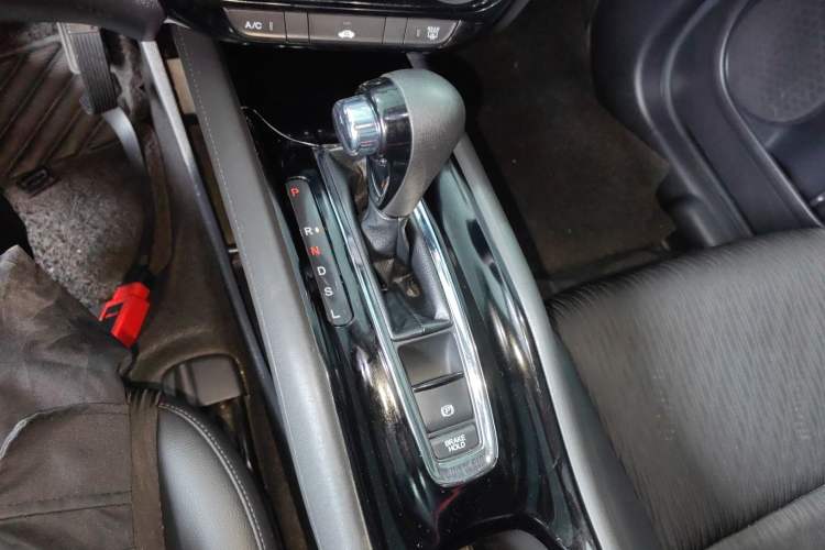 Used Honda Vezel 2019 1.5L CVT Pioneer Edition China VI
