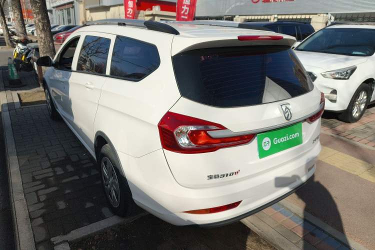 Used Baojun 310W 2017 1.5L Manual Comfort Version China VI Emission Standard