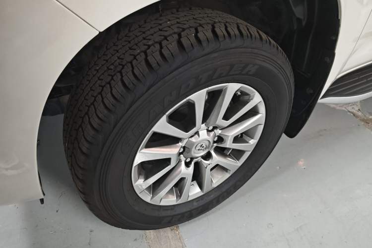 Used Toyota Prado 2018 3.5L Automatic TX-L with Rear-Mounted Spare Tire
