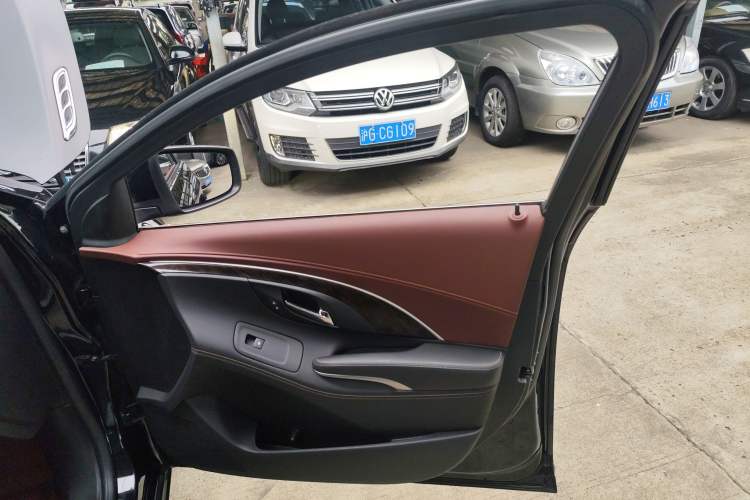 Used Buick LaCrosse 2013 2.4L SIDI Elite Comfort Version
