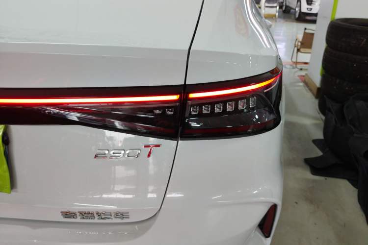 Used Chery Arrizo 8 2022 1.6T DCT Standard
